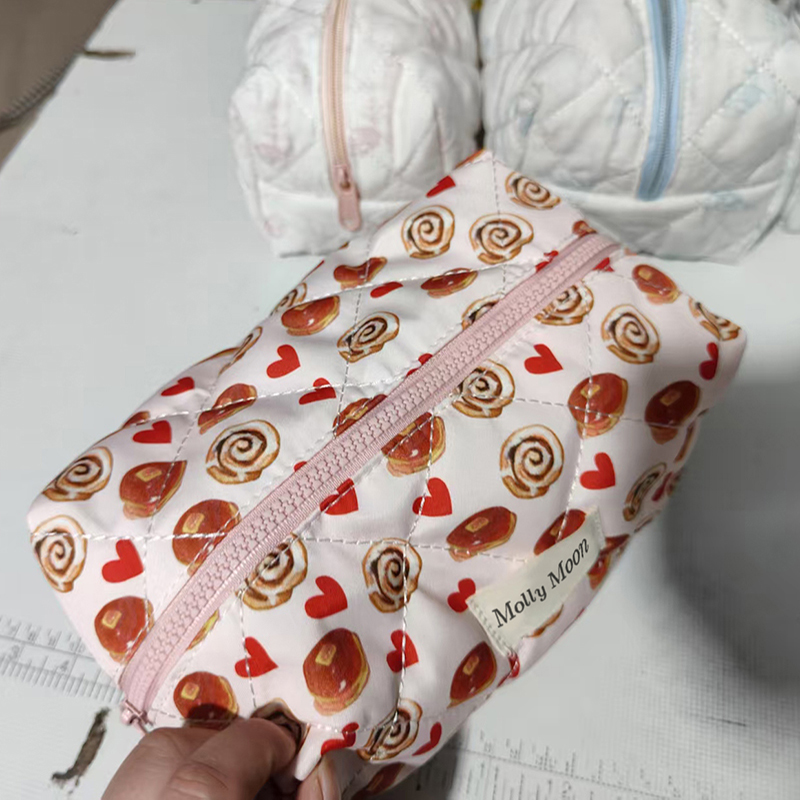 Ordinary embroidered floral bag